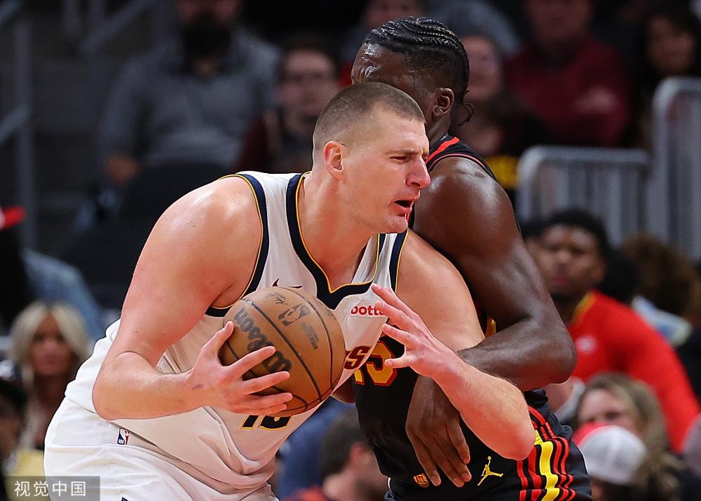 的表现也经 的表现也经